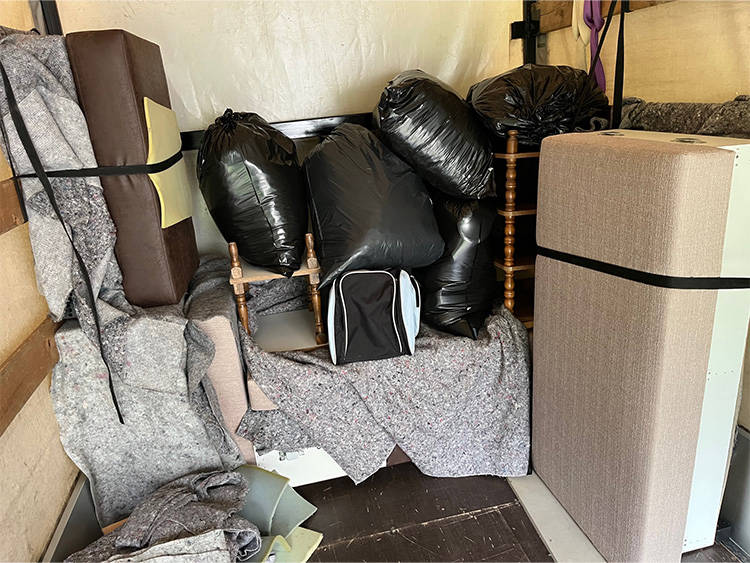 piros7es - szallitas, fuvarozas