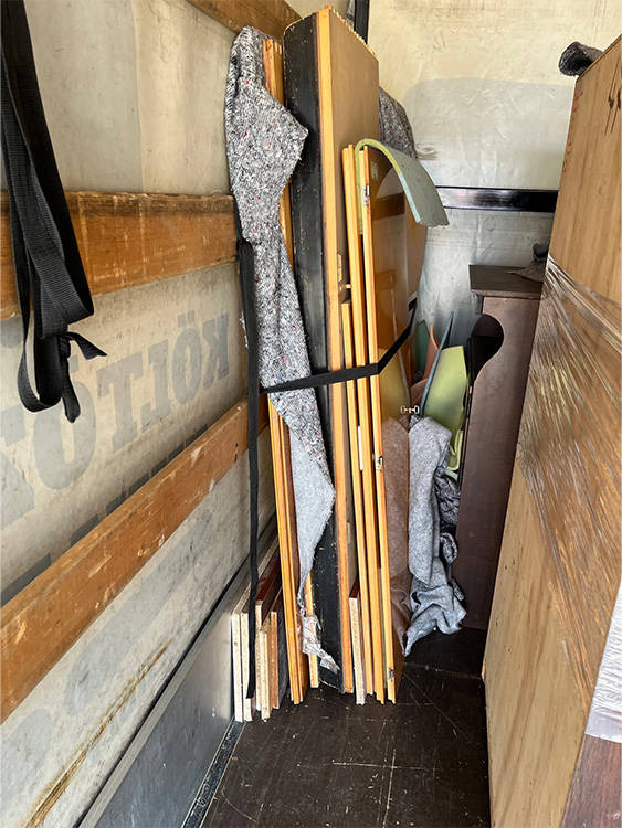 piros7es - szallitas, fuvarozas