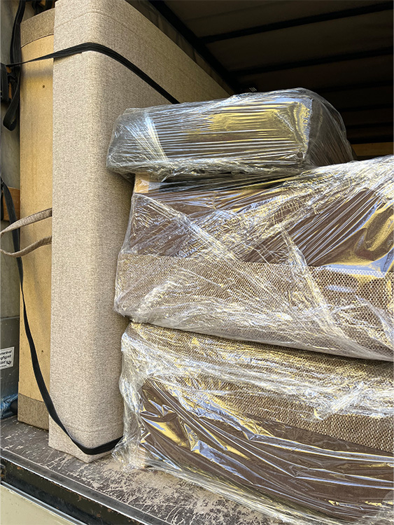 piros7es - szallitas, fuvarozas